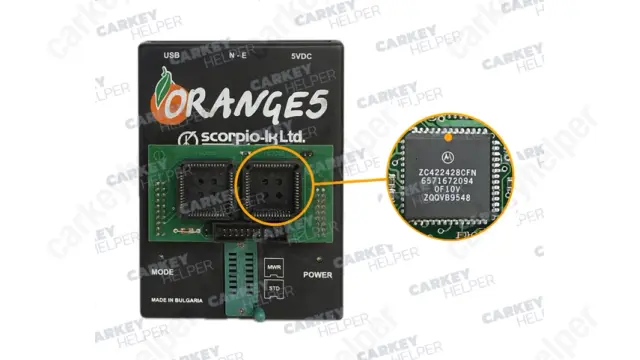 MC68HC705B16 (0D28J)