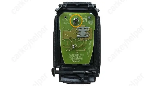 A common issue with battery holder